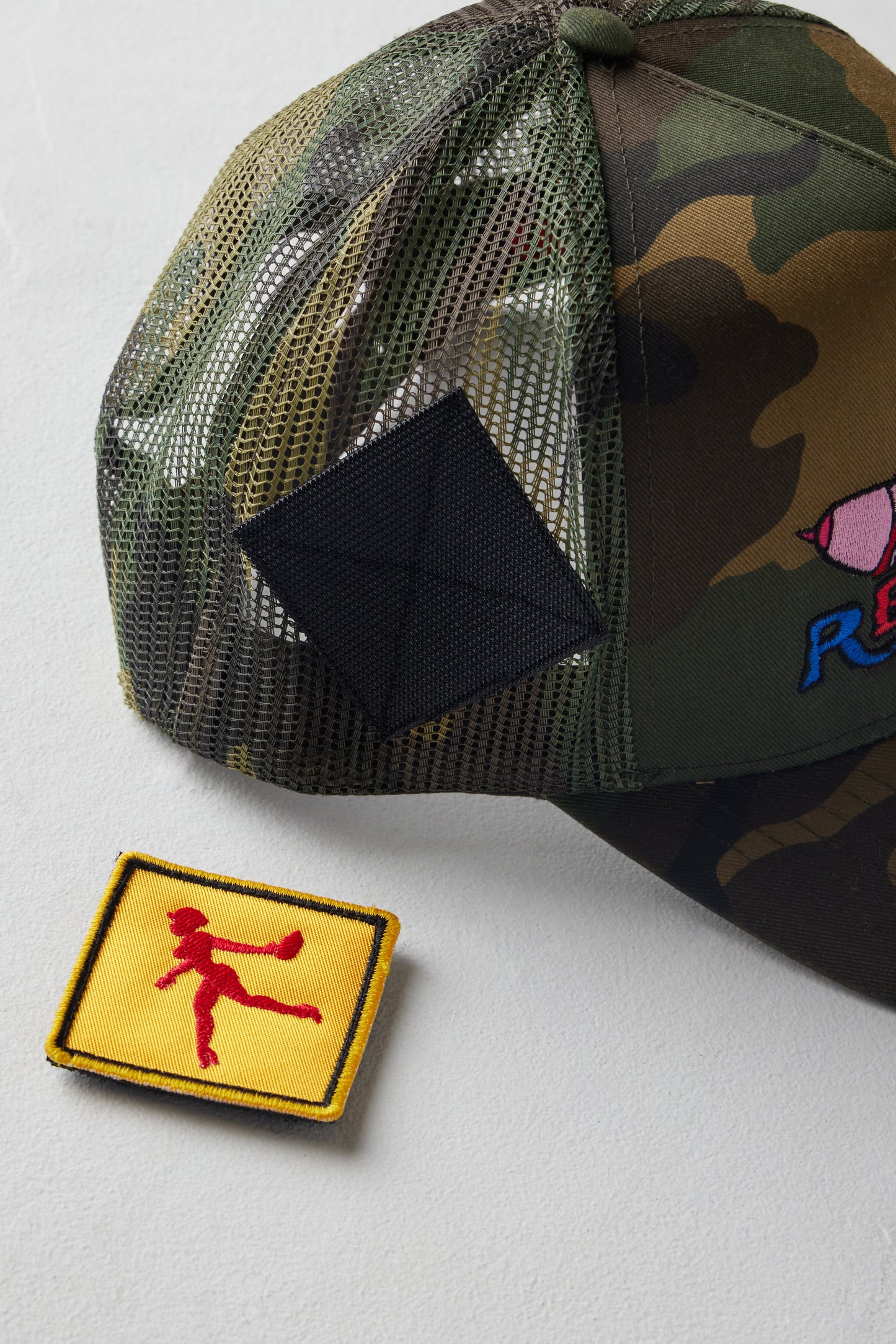 NOSE DIVE HAT